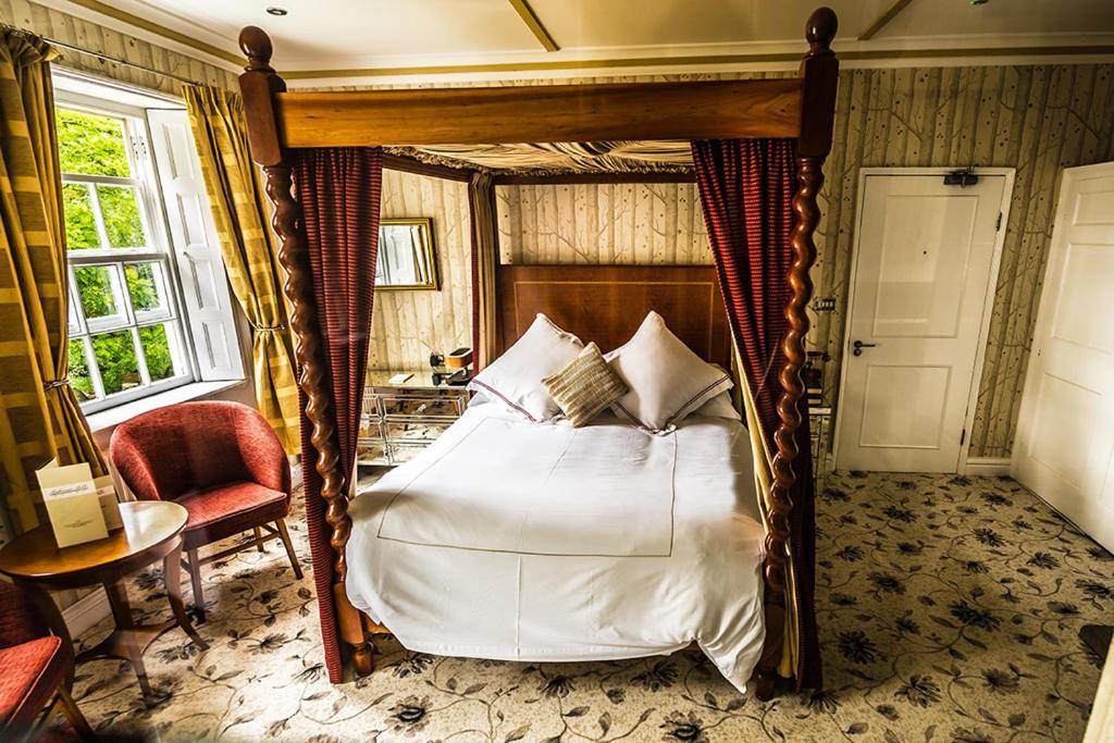 Hickman Hill Hotel Гейнсбъро Екстериор снимка